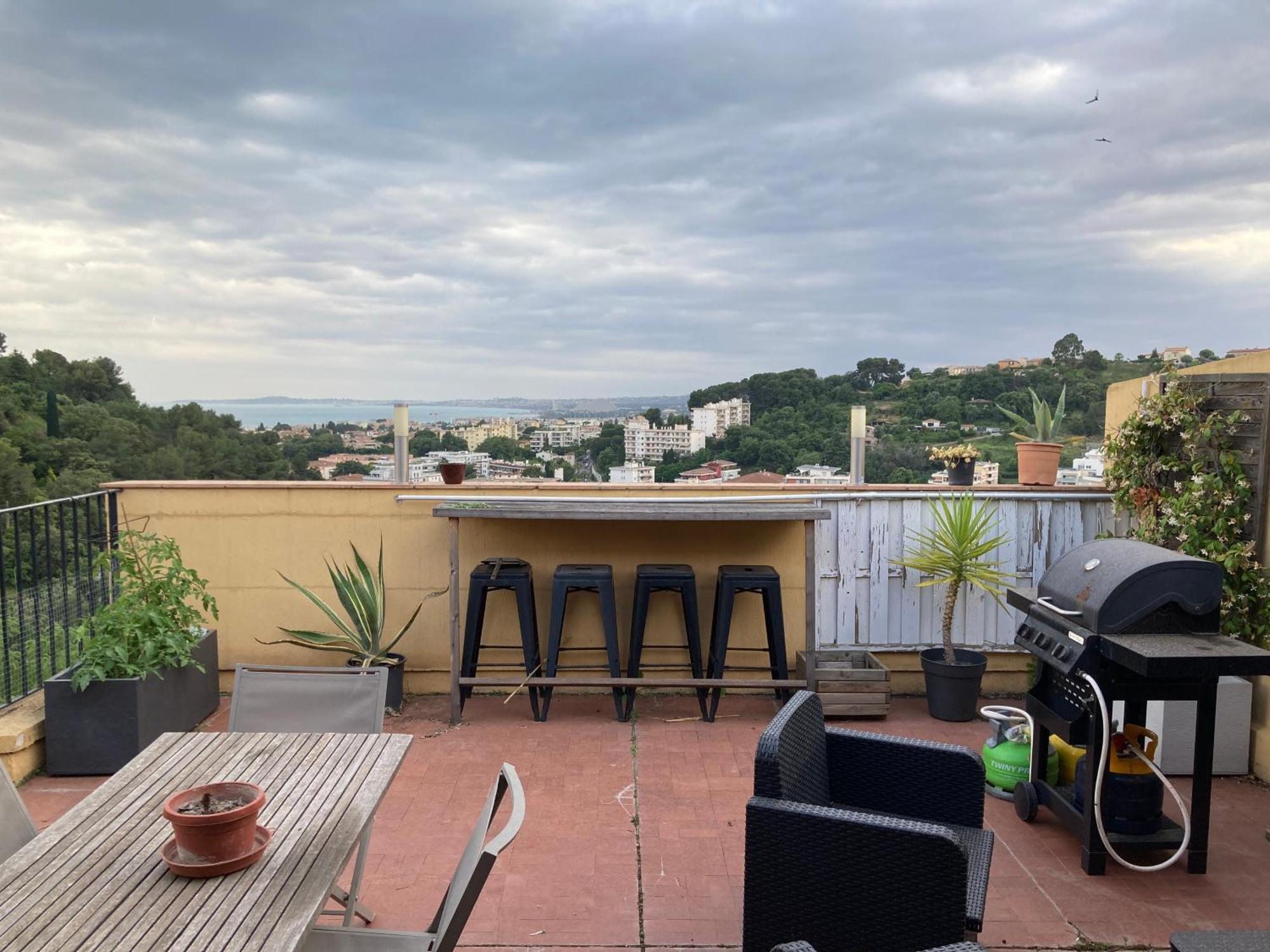 T2 Traversant Avec Une Grande Terrasse Et Piscine กาญเนอ-ซูร์-แมร์ ภายนอก รูปภาพ