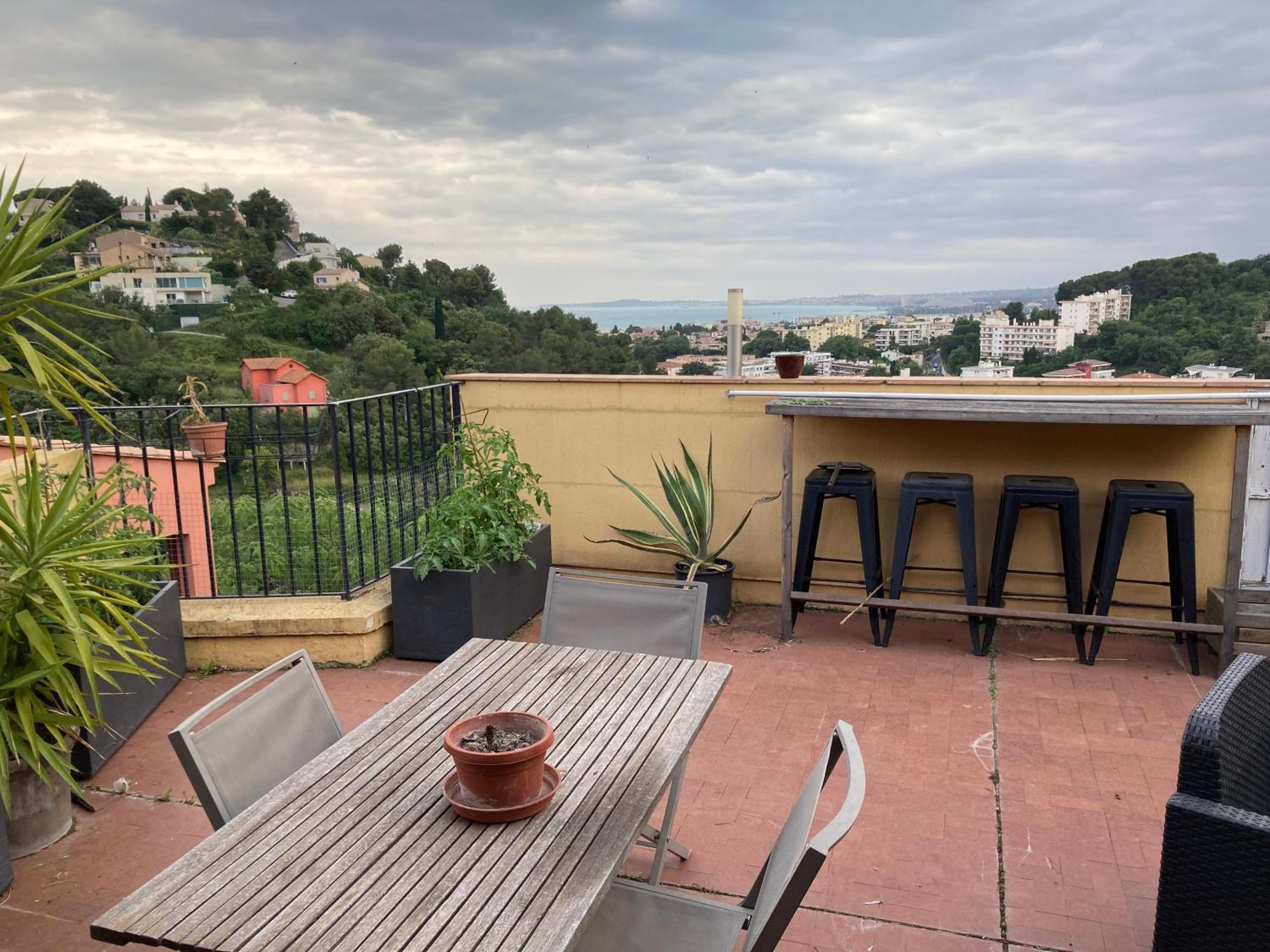T2 Traversant Avec Une Grande Terrasse Et Piscine กาญเนอ-ซูร์-แมร์ ภายนอก รูปภาพ