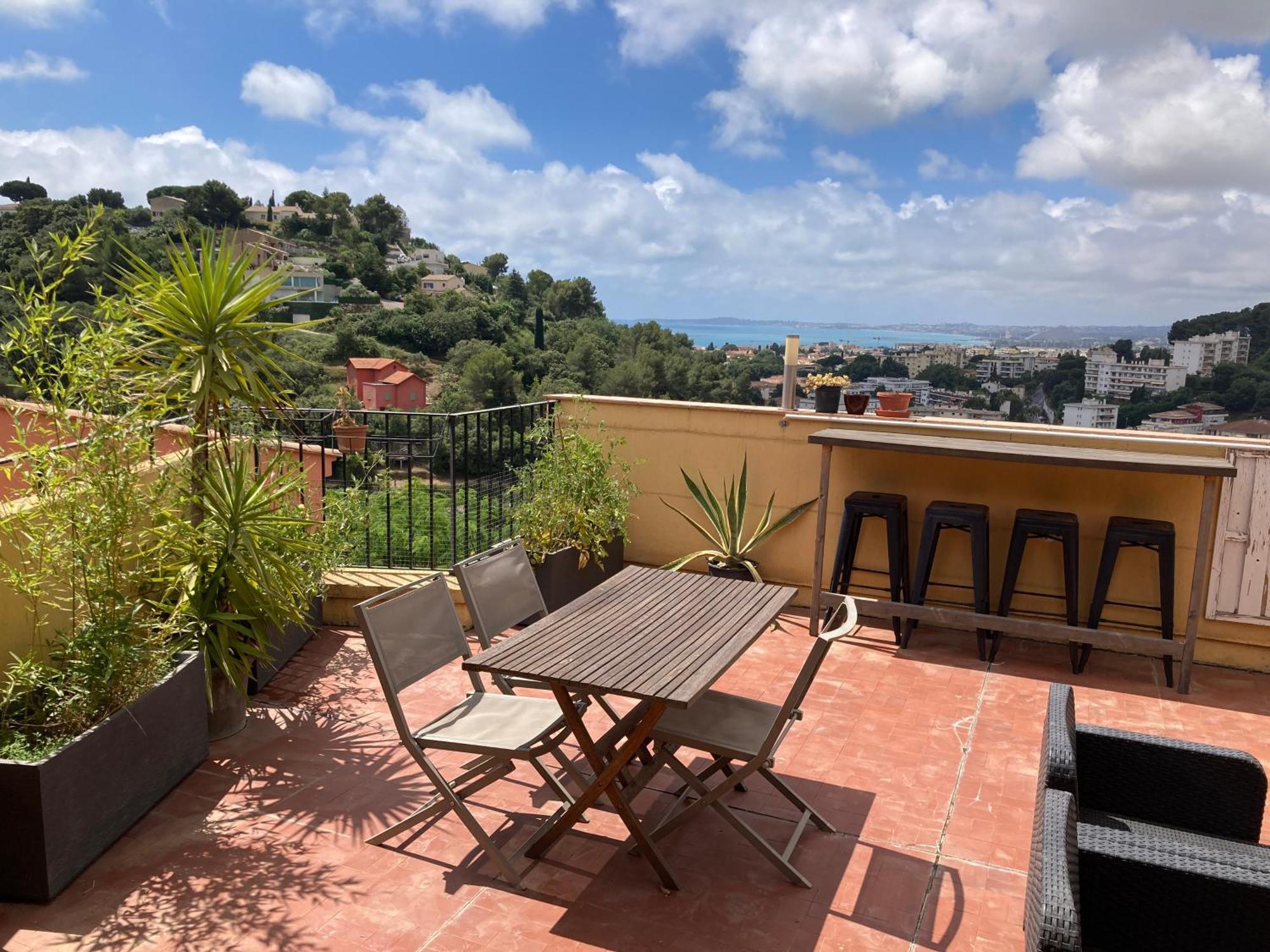 T2 Traversant Avec Une Grande Terrasse Et Piscine กาญเนอ-ซูร์-แมร์ ภายนอก รูปภาพ