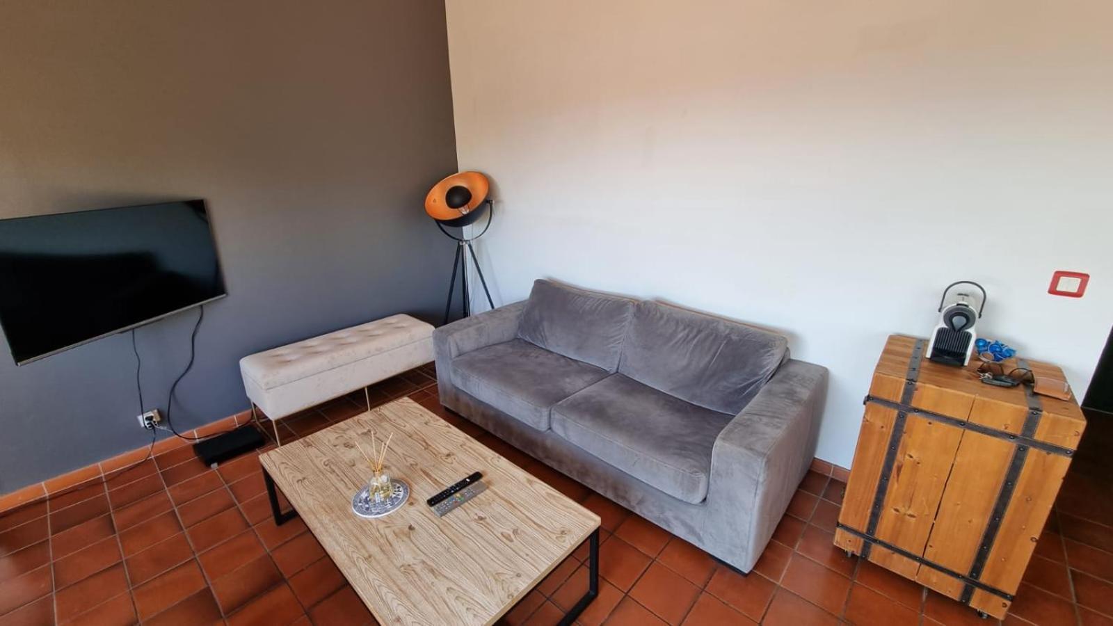 T2 Traversant Avec Une Grande Terrasse Et Piscine กาญเนอ-ซูร์-แมร์ ภายนอก รูปภาพ